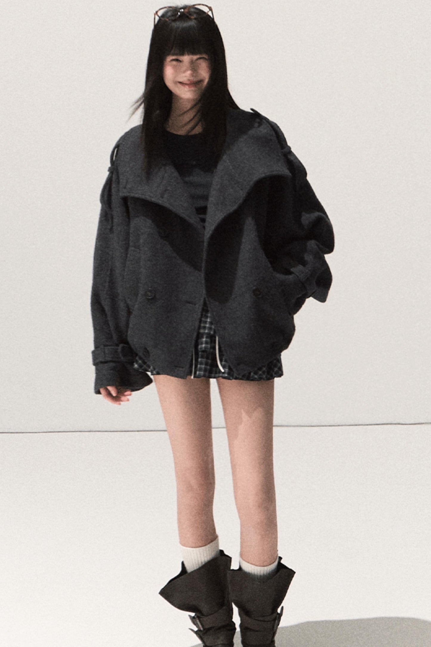 Good Weather Lace Slim Waist Long Sleeve T-Shirt