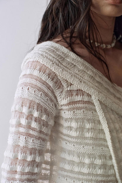 Clouds Knitted One-Shoulder Blouse