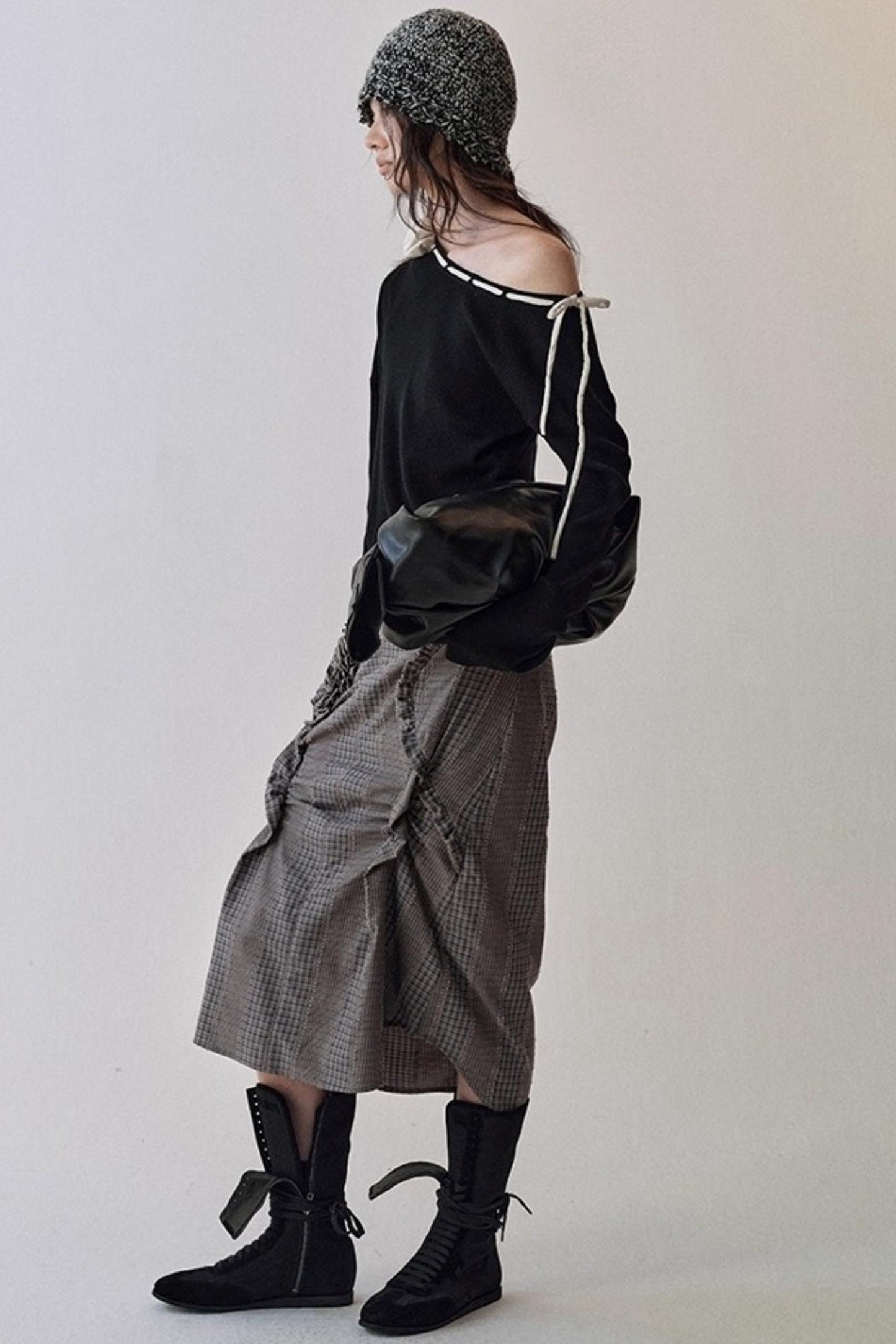 Rose Cross-Collar Knitwear