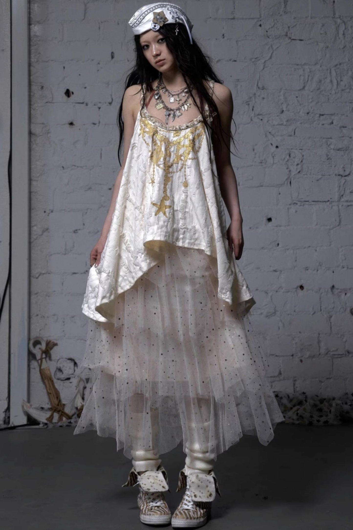 Hippie Star Foil Loose Strap Vest