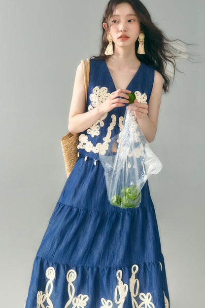 Vine & Shell Ensemble Skirt Set-Up