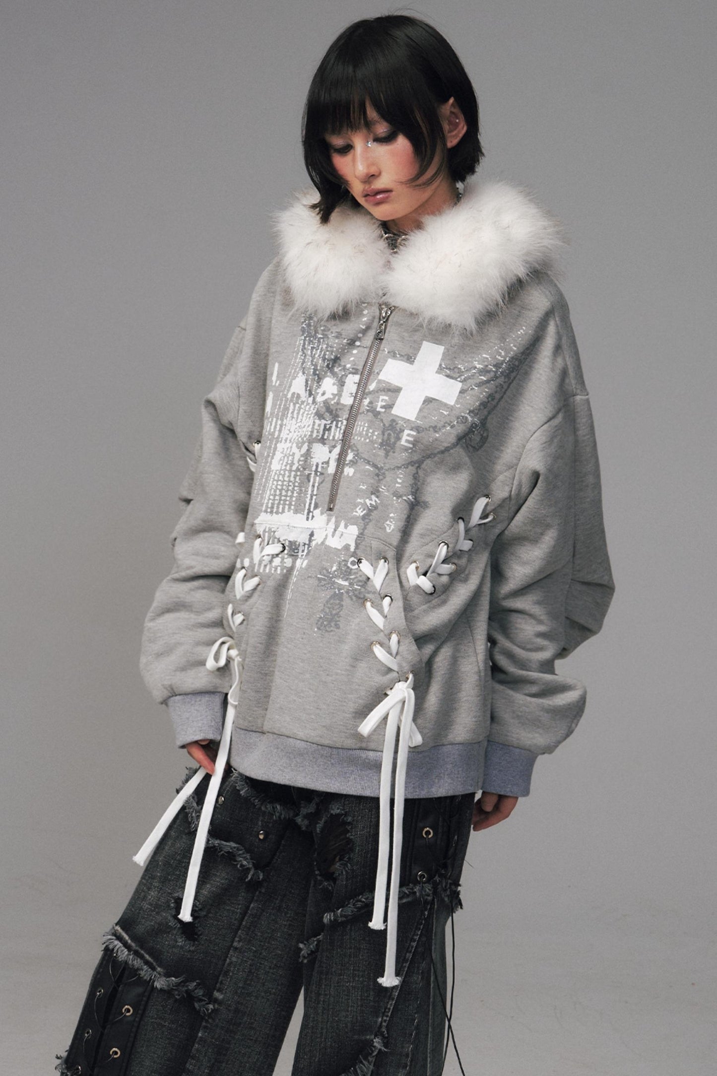 Back Garden Light Zipper Heavy Top