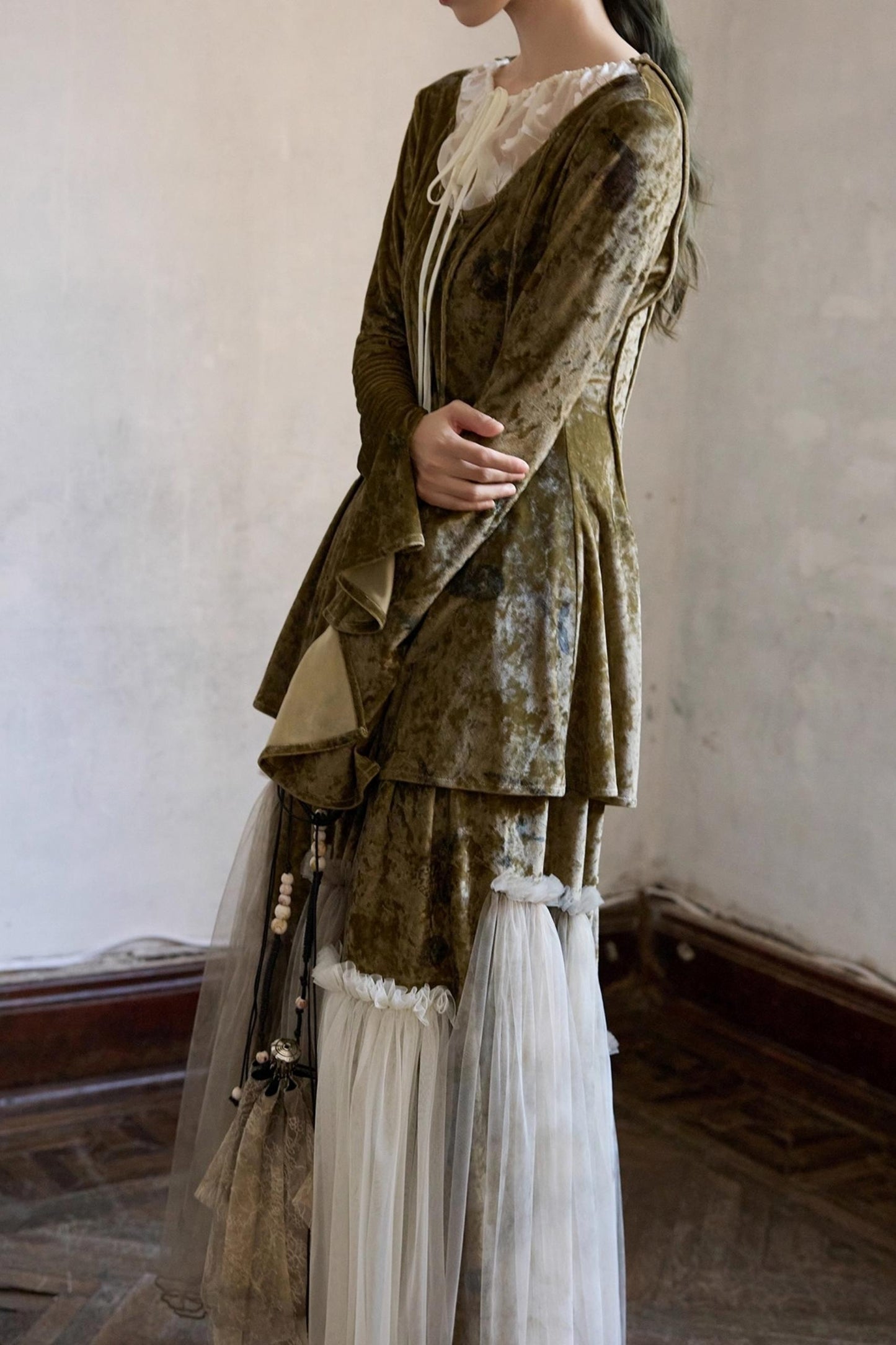 Niche Beaded Wine Pot Bag