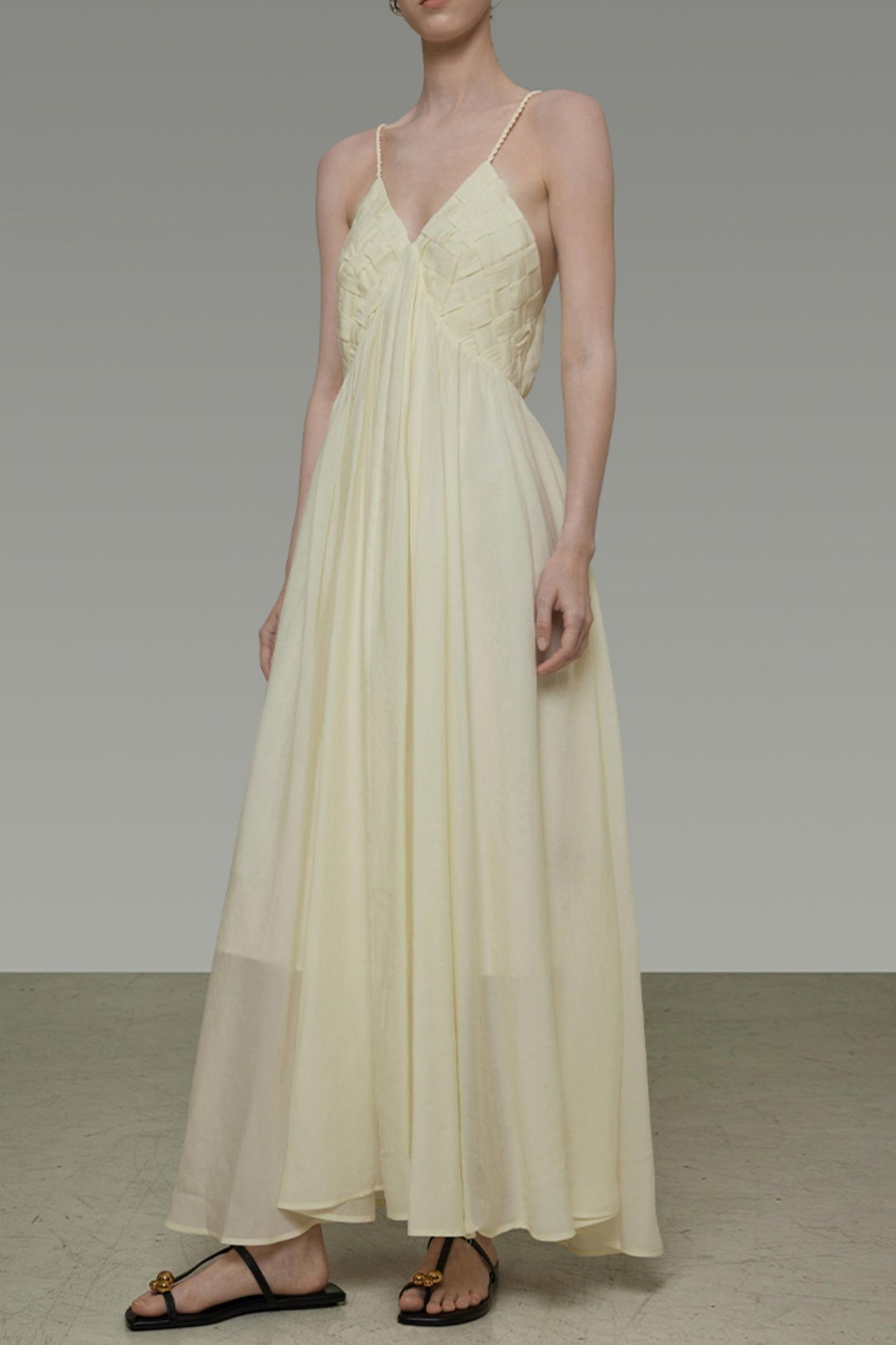 Summer Chic V-Neck Sleeveless Dress