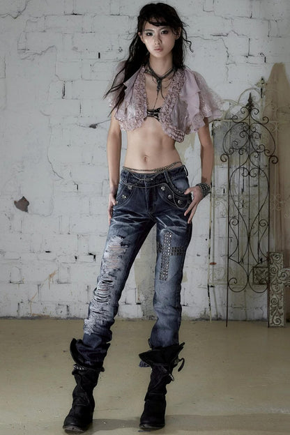 Jeanshose in Used-Optik mit Strasssteinen