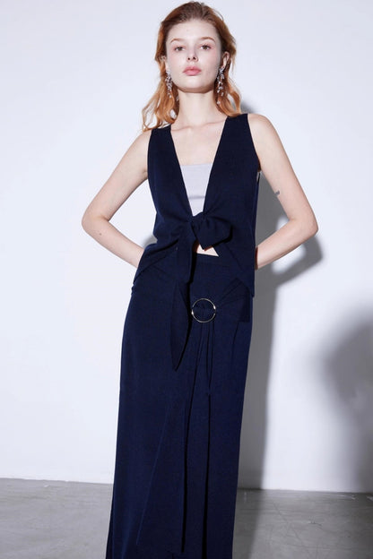 Autumn Basulan V-Neck Vest Set-Up