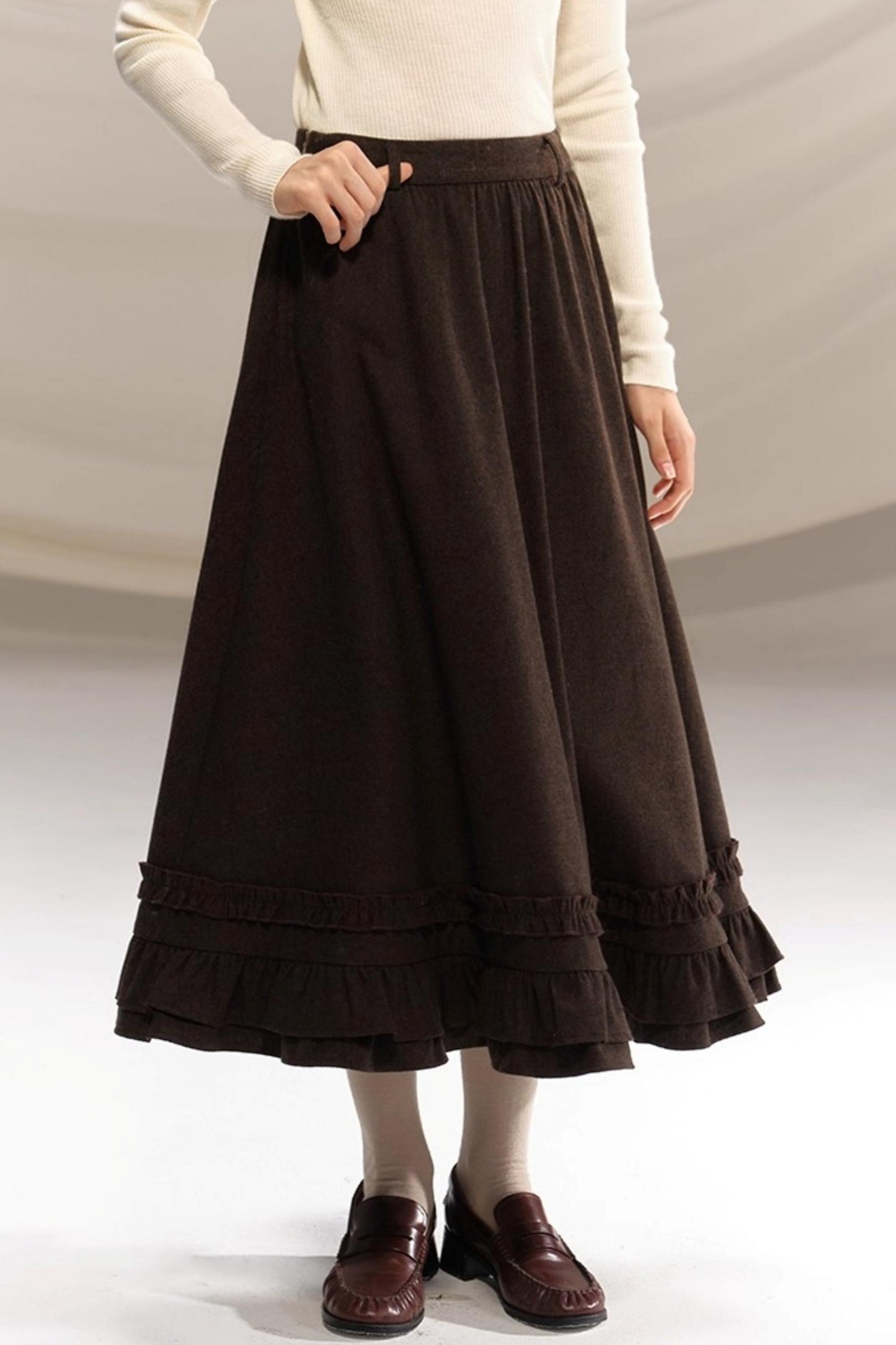 Hazelnut Lace Wool Skirt
