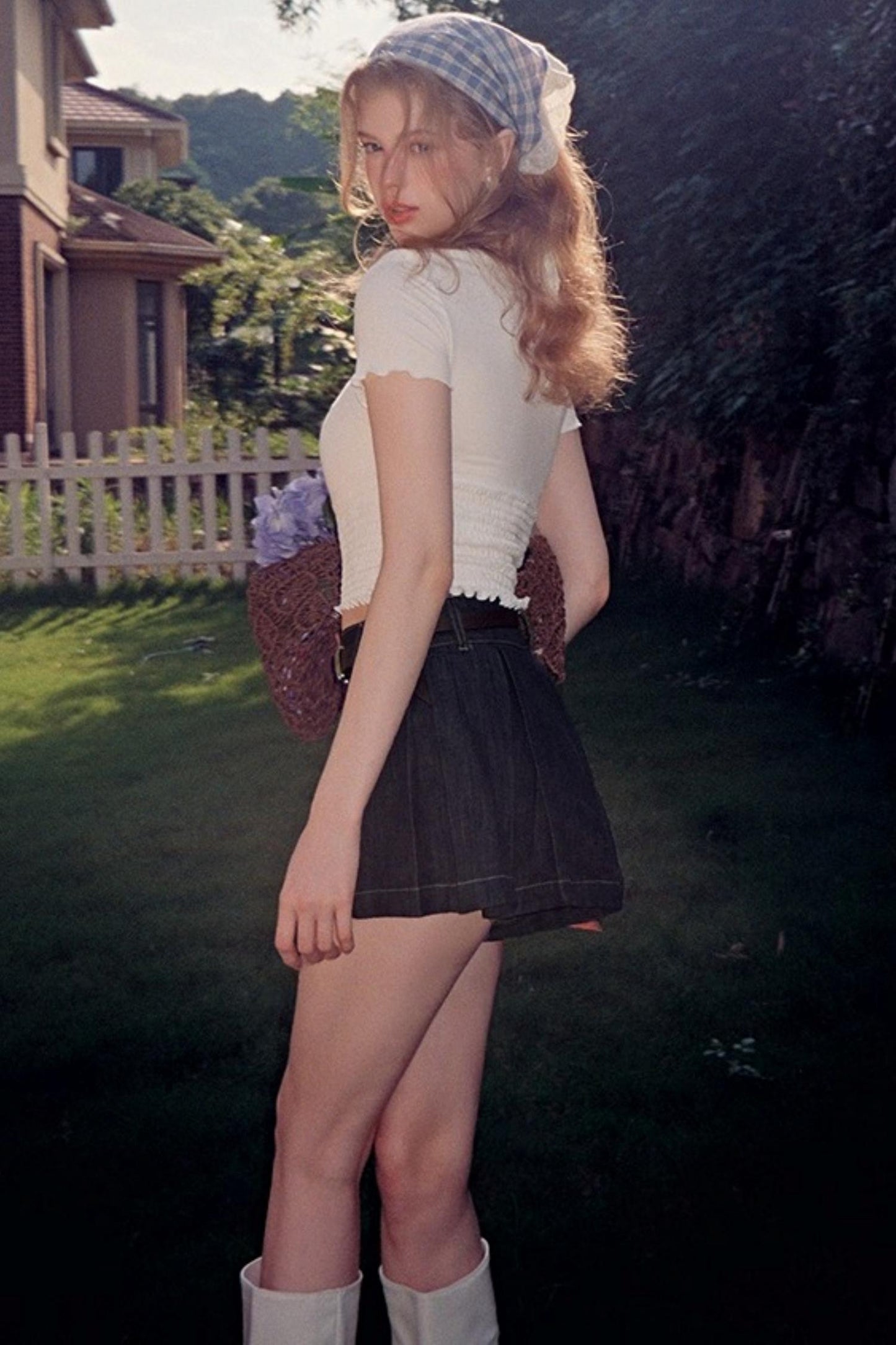 White Lace V-Neck Short Sleeve Top