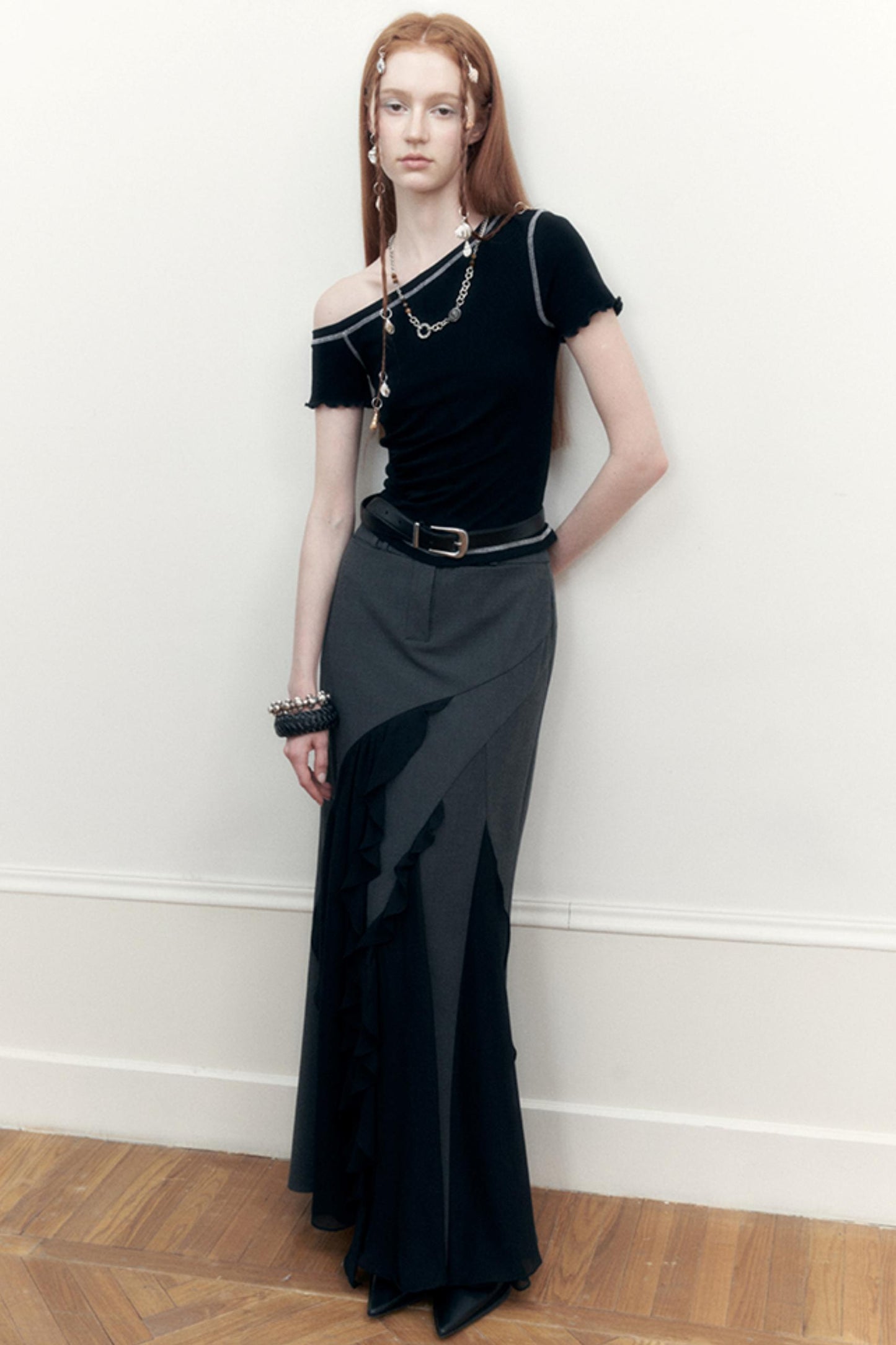 Shoulder Wood Ear Tee