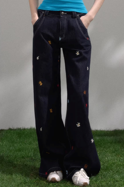 Three-Dimensional Flower Embroidery Jeans
