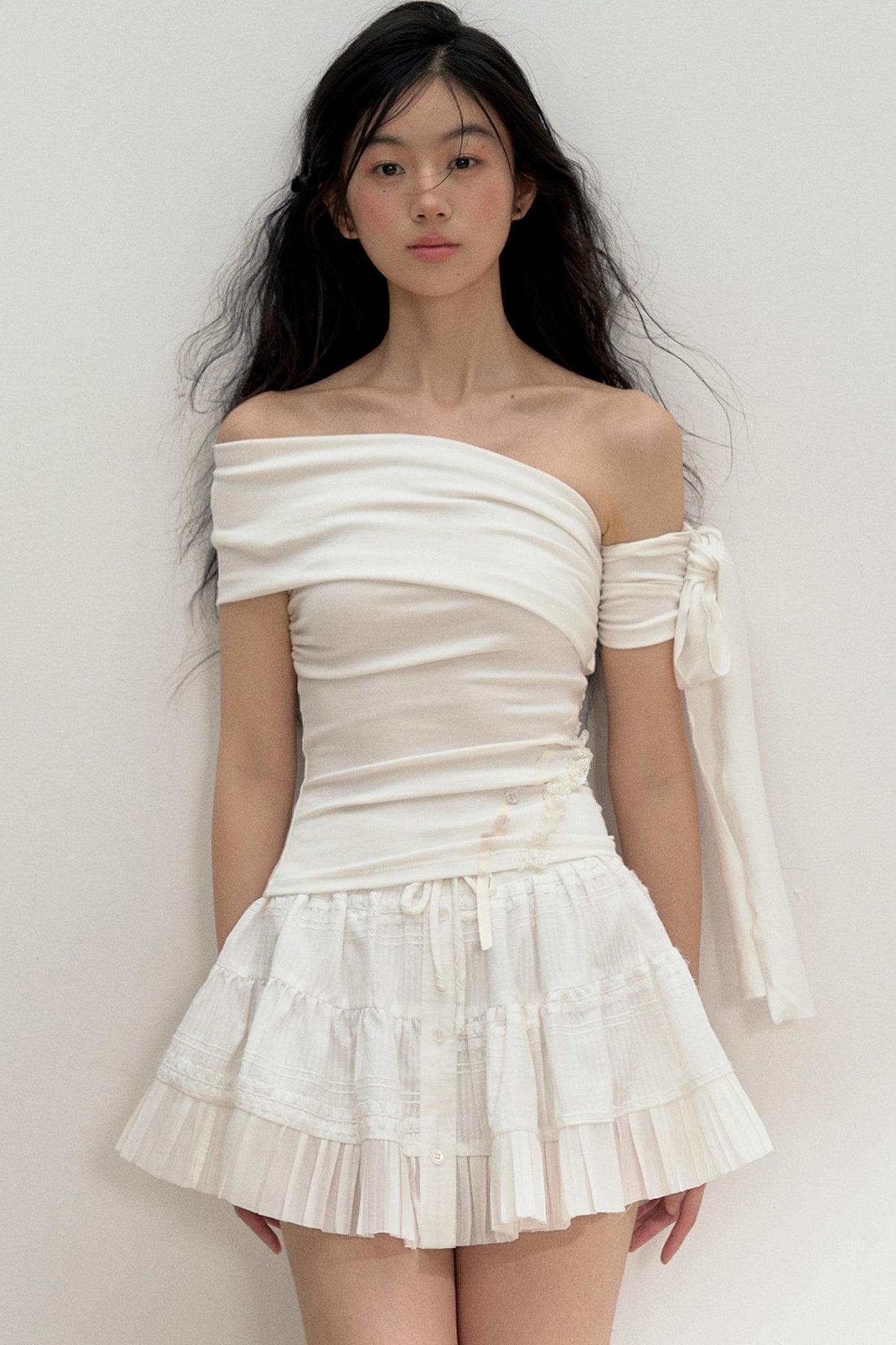 Vibes One-Shoulder T-Shirt