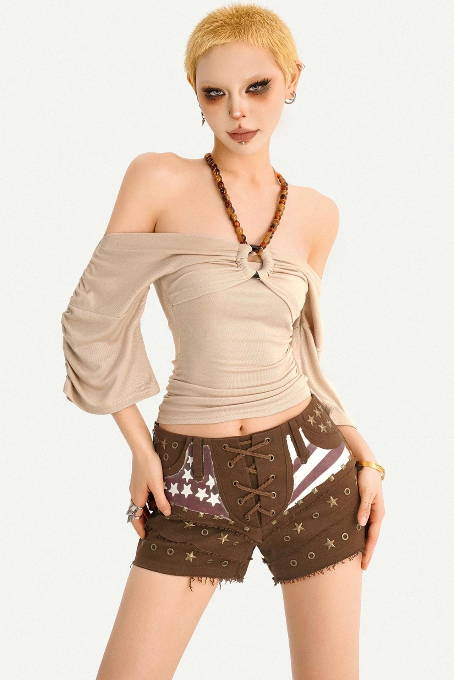 Blusa rétro plissettata con scollo all'americana