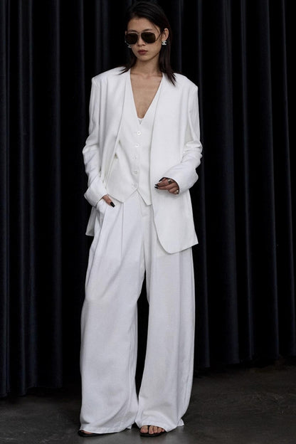 White Collarless V-Neck Loose Suit Set-Up