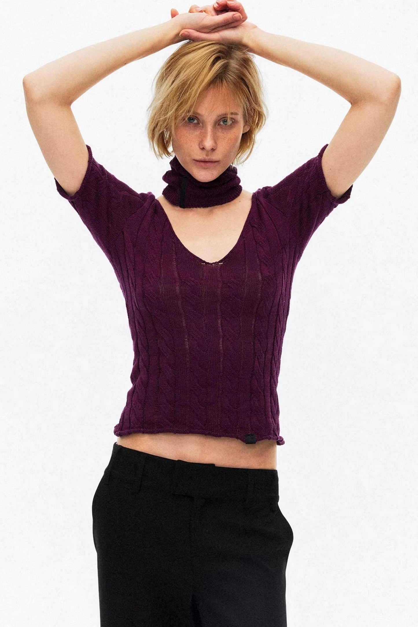 Modern purple hollow-out knit top with built-in choker for Y2K style