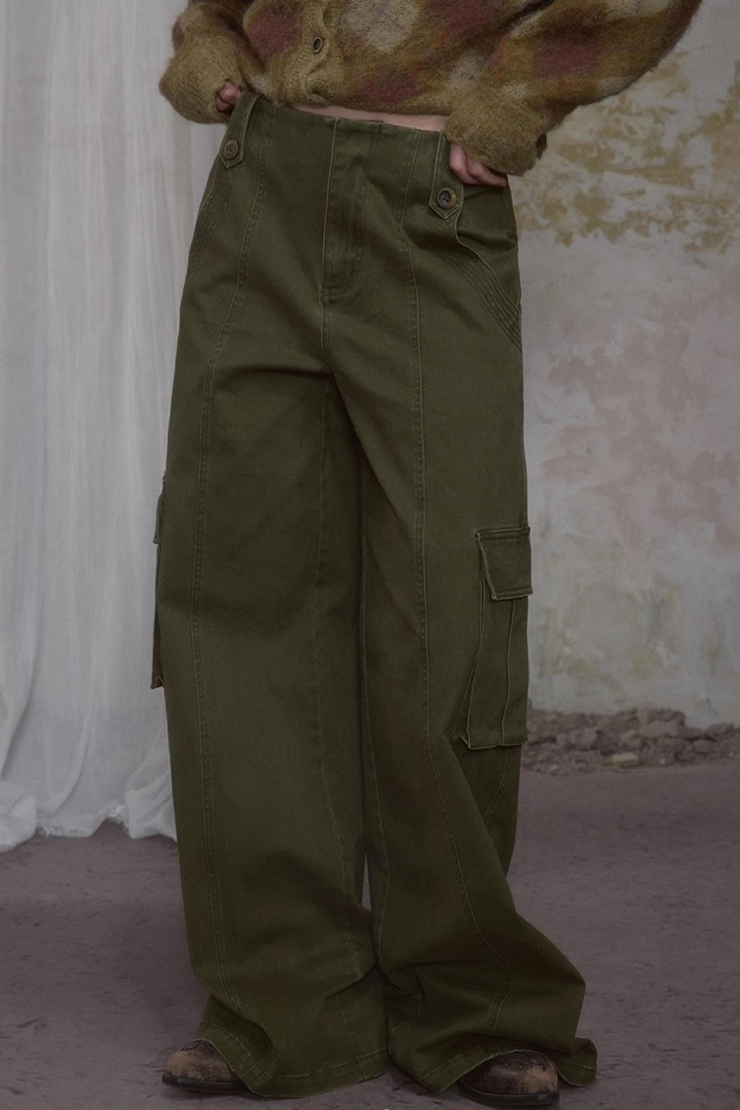Cool Military Green Cargo Jeans