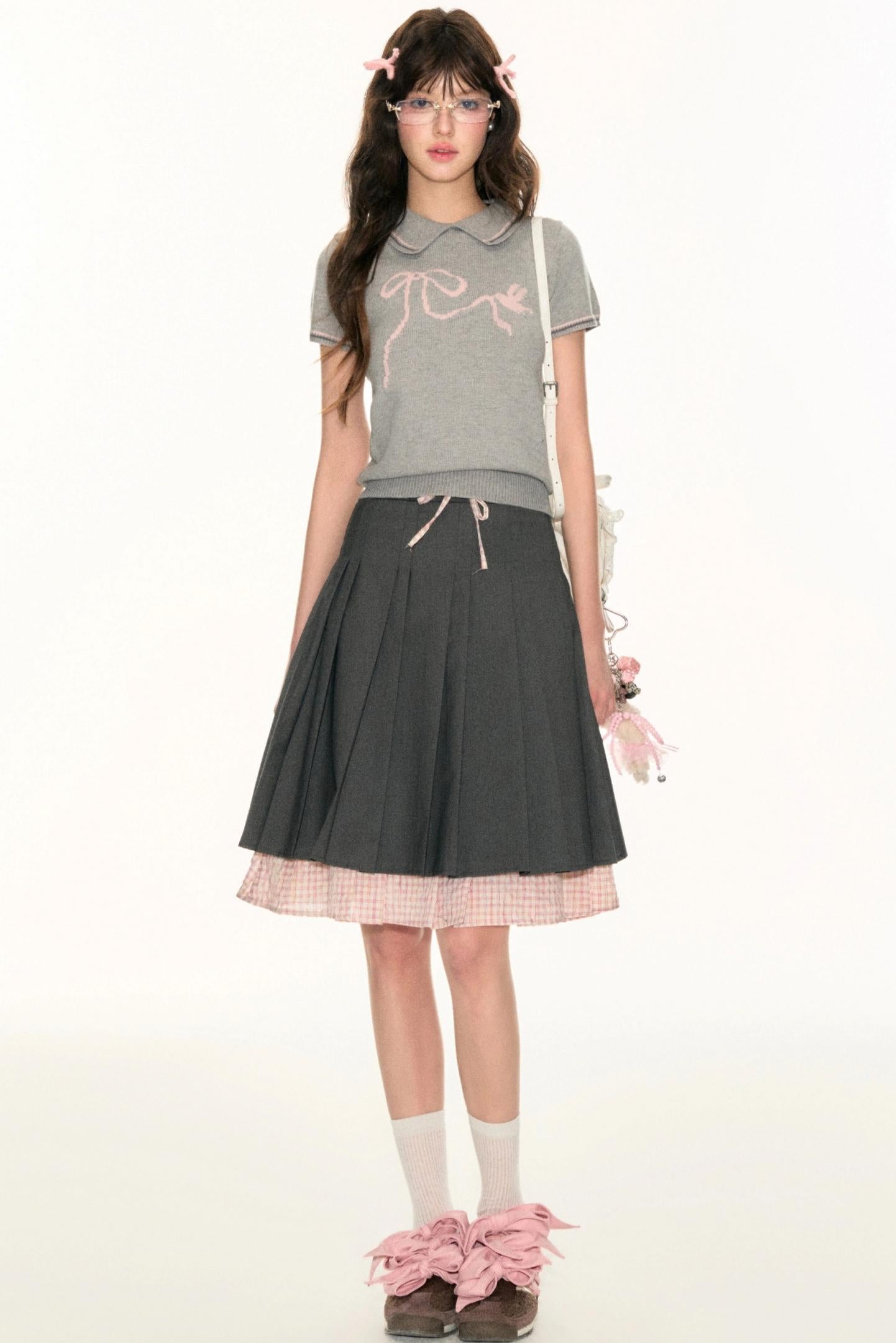 Bow Logo Lapel Knit Sweater