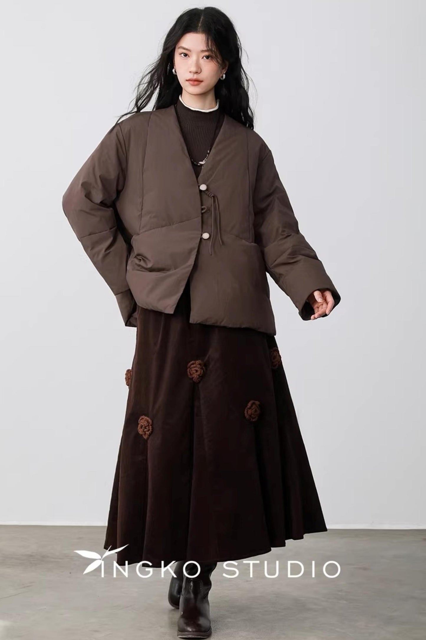 Three-Dimensional Floral Corduroy Skirt