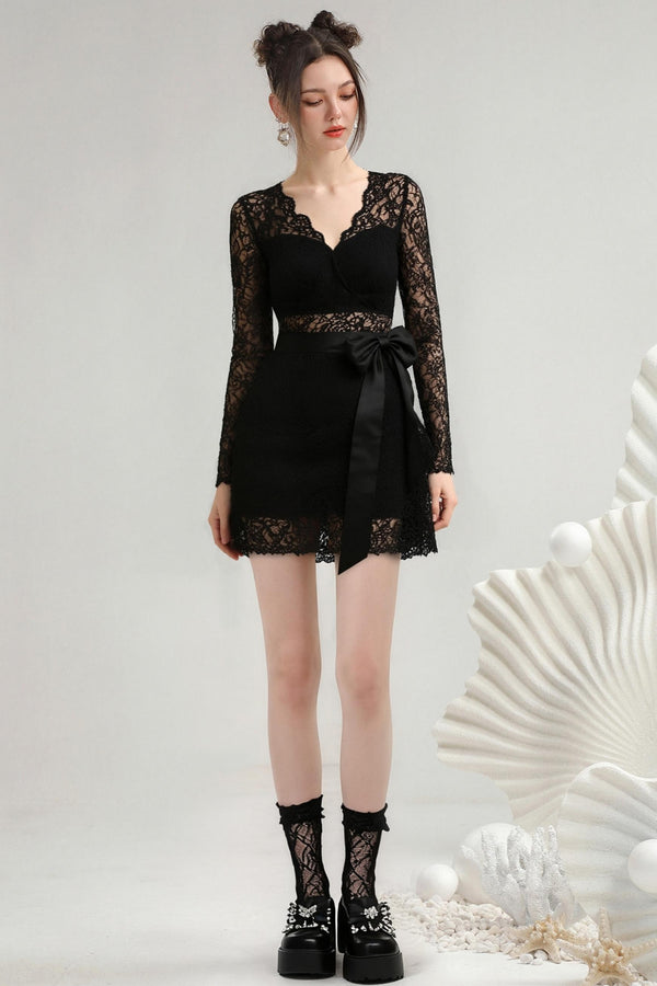Elegant V-Neck Lace Bow Dress