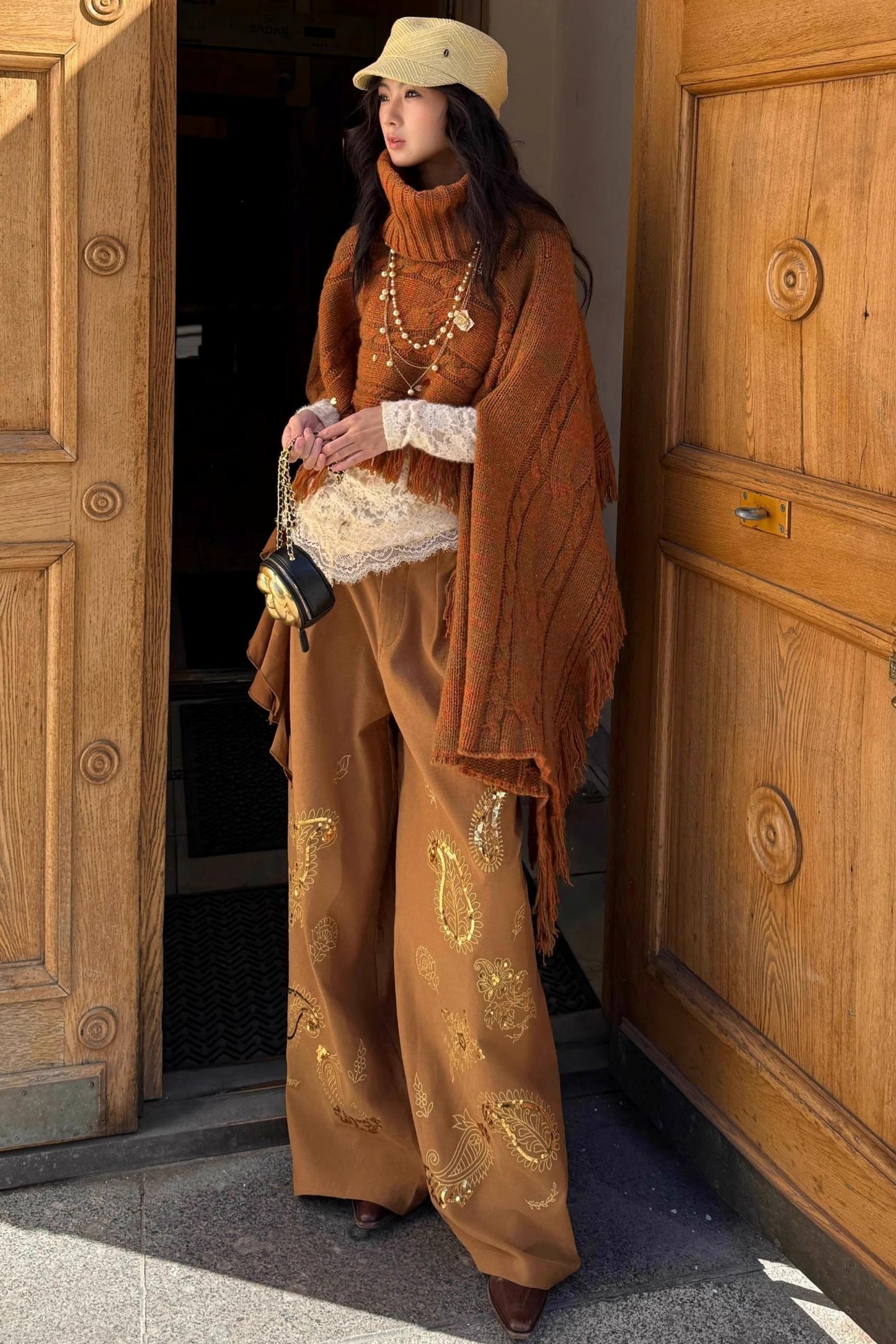 Cashew Flower Embroidered Wide-leg Pants