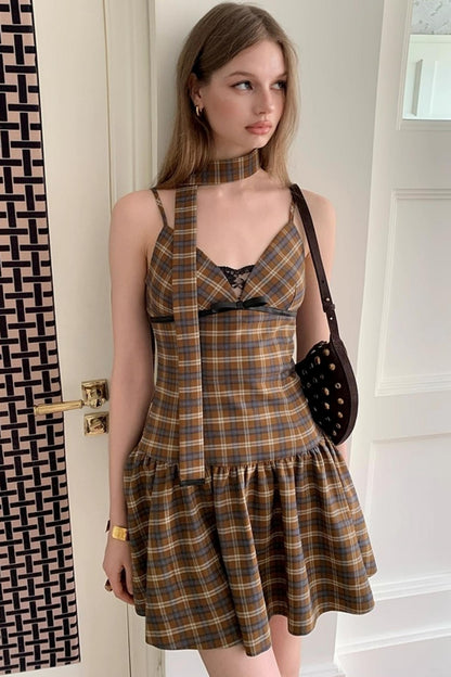 Uena Lace V-Neck Puffy Dress