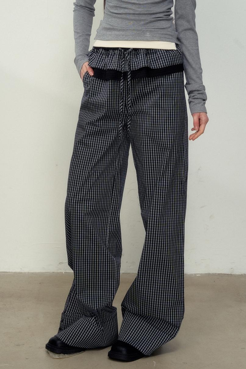 Lace Layer Plaid Trousers