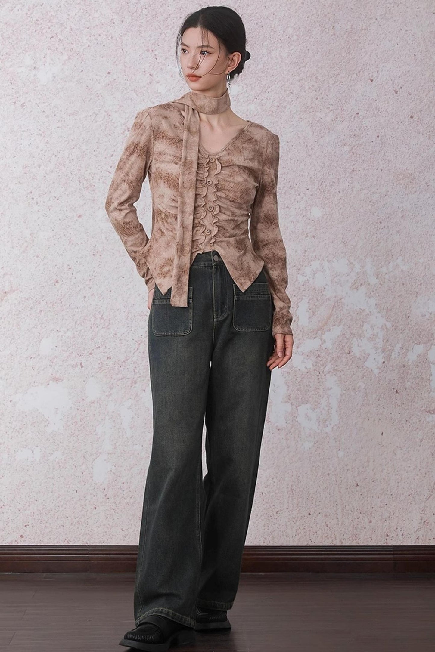 Matte Apricot V-Neck Knitted Top