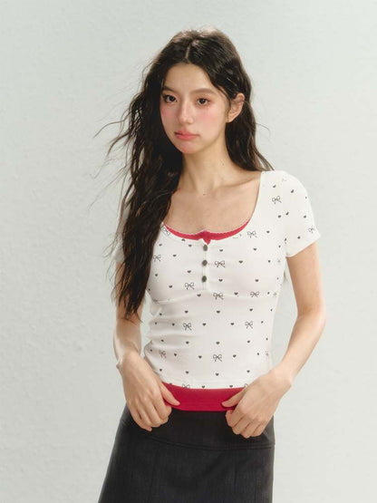 Ribbon Pattern Short Sleeve T-Shirt