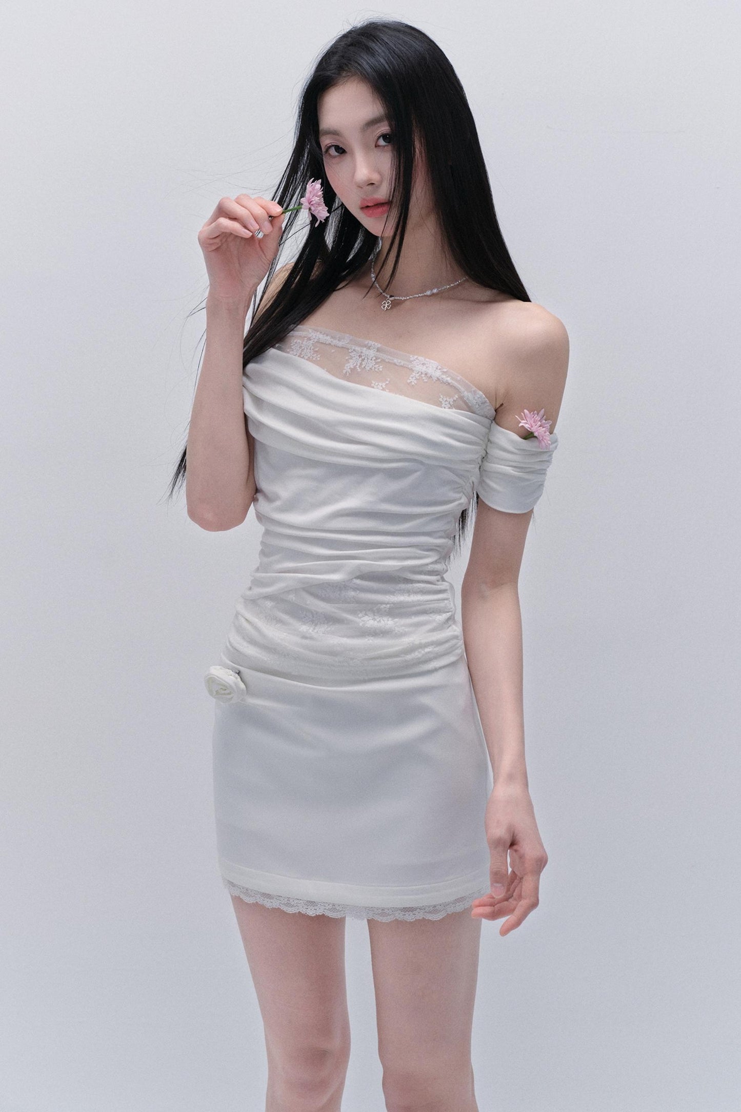 Lace Slash One-Shoulder Spring Skirt Set-Up