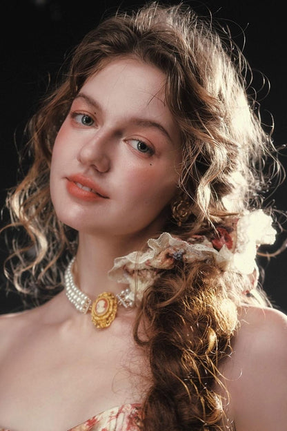 Noble Lace Pearl Accessories Set-Up