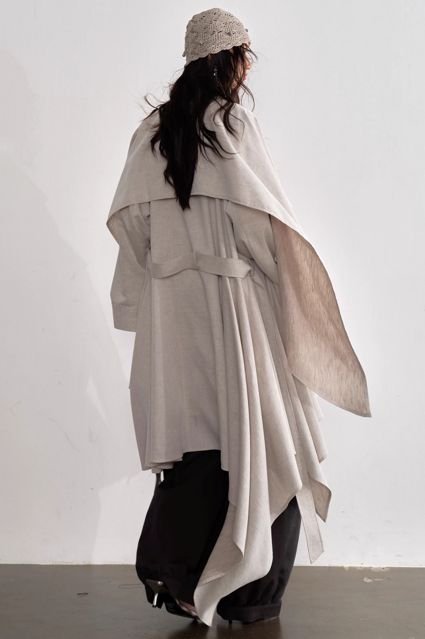 Naturleinen-Trenchcoat