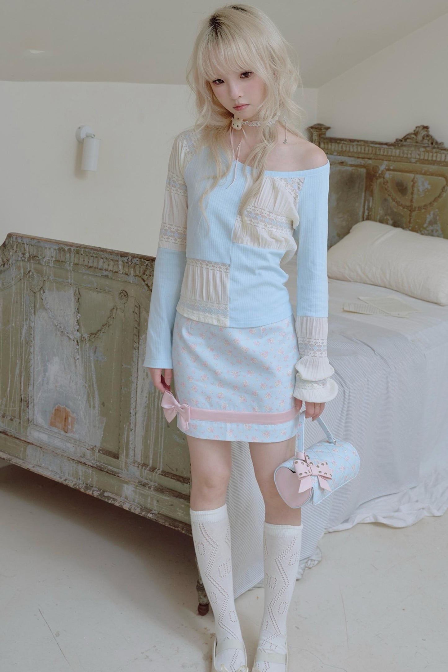 Beige Lace Blue Knit Crew Neck Long Sleeve Top