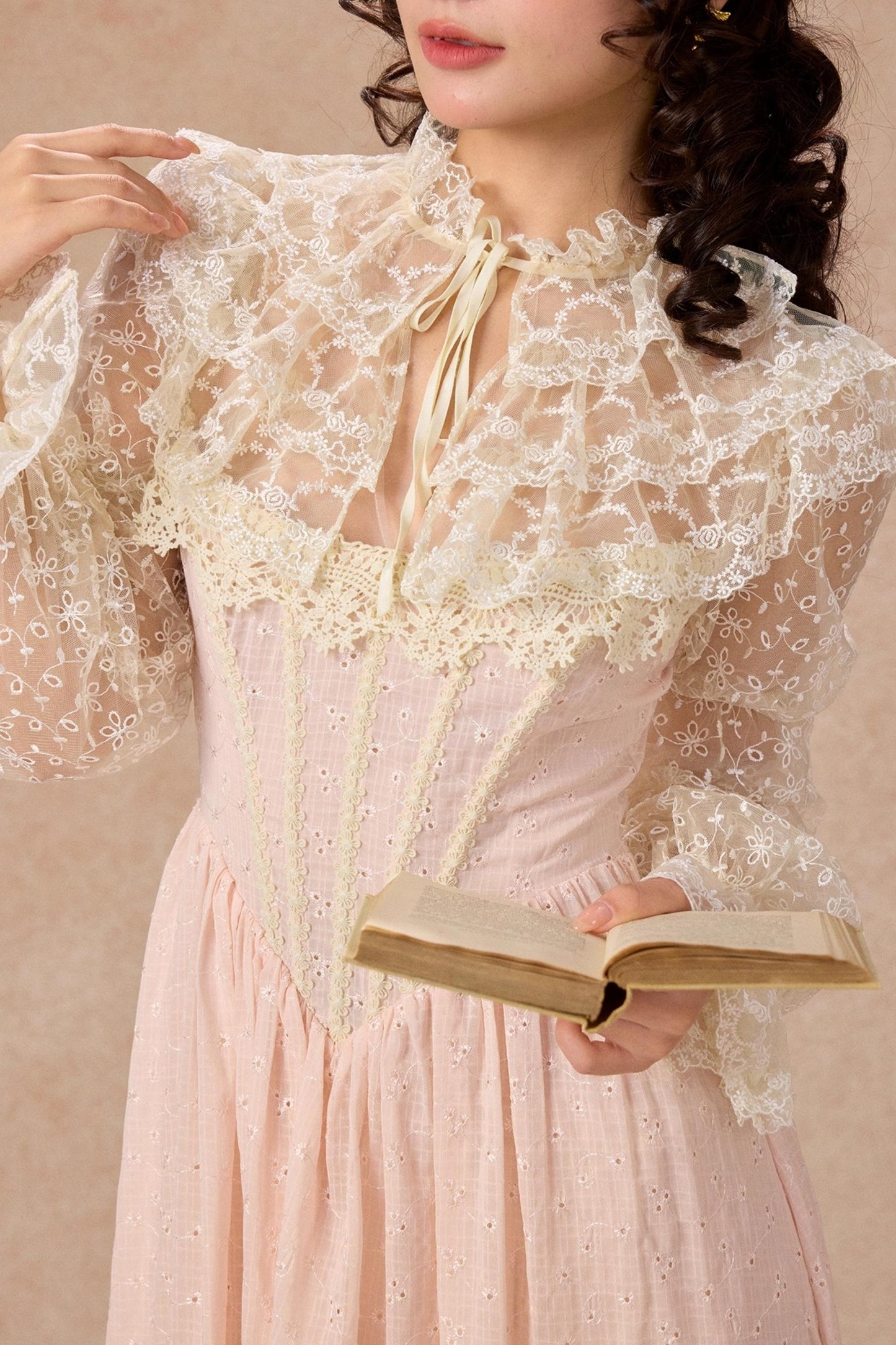 Vintage Lace Mermaid Dress