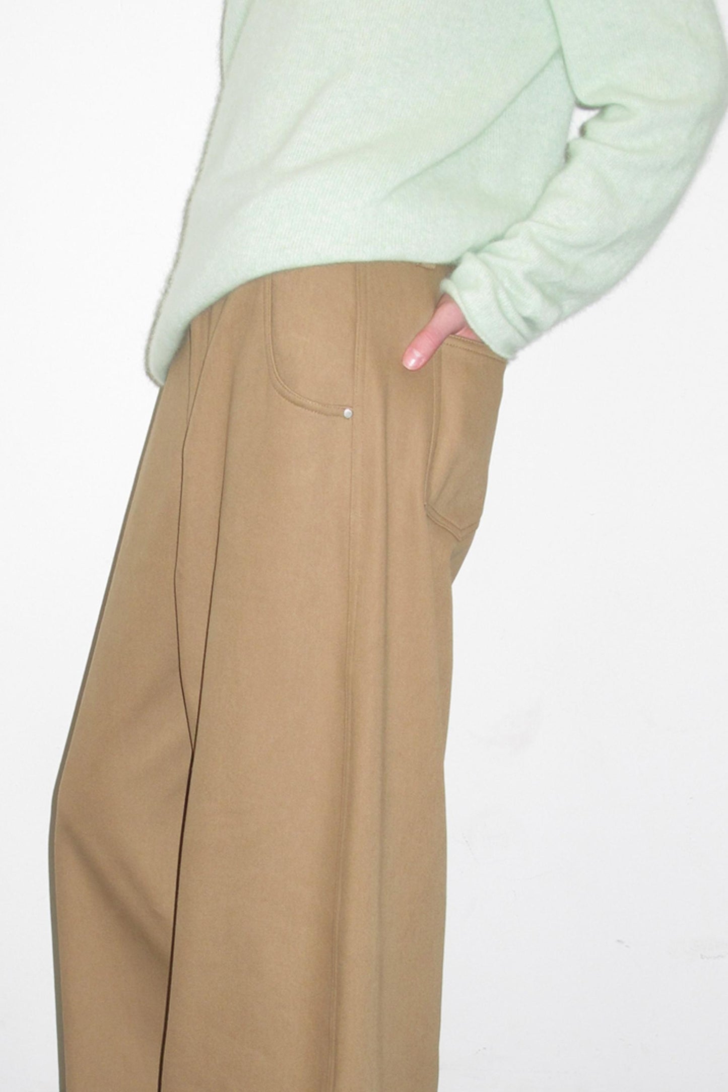 Sandstone Silhouette Velvet Denim Pants