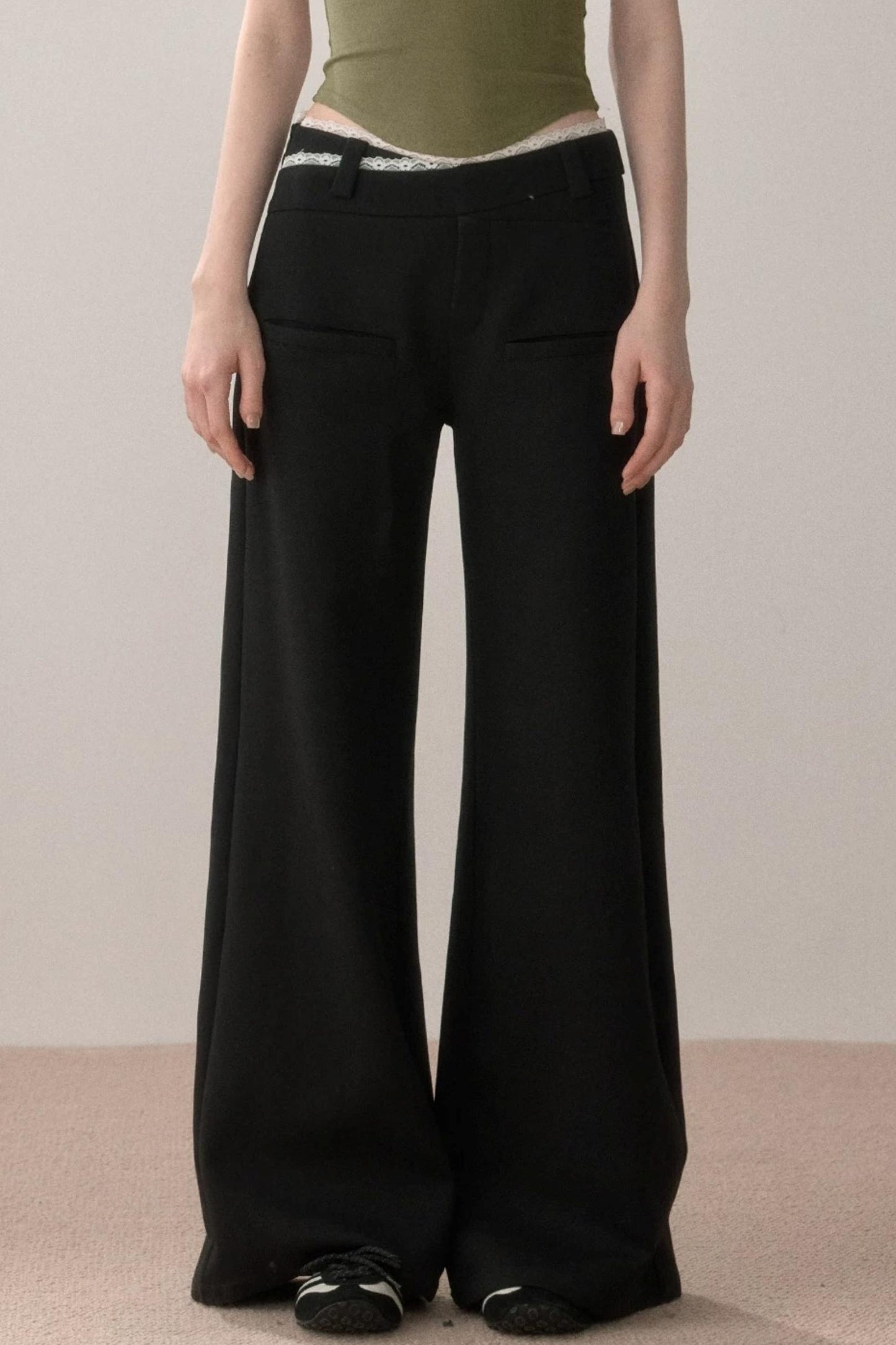 Retro Lace Splicing Pants