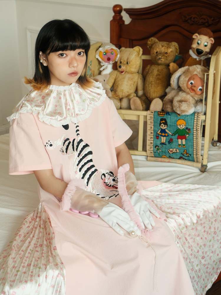 Tiger Embroidery Floral Splicing Pleats Dress