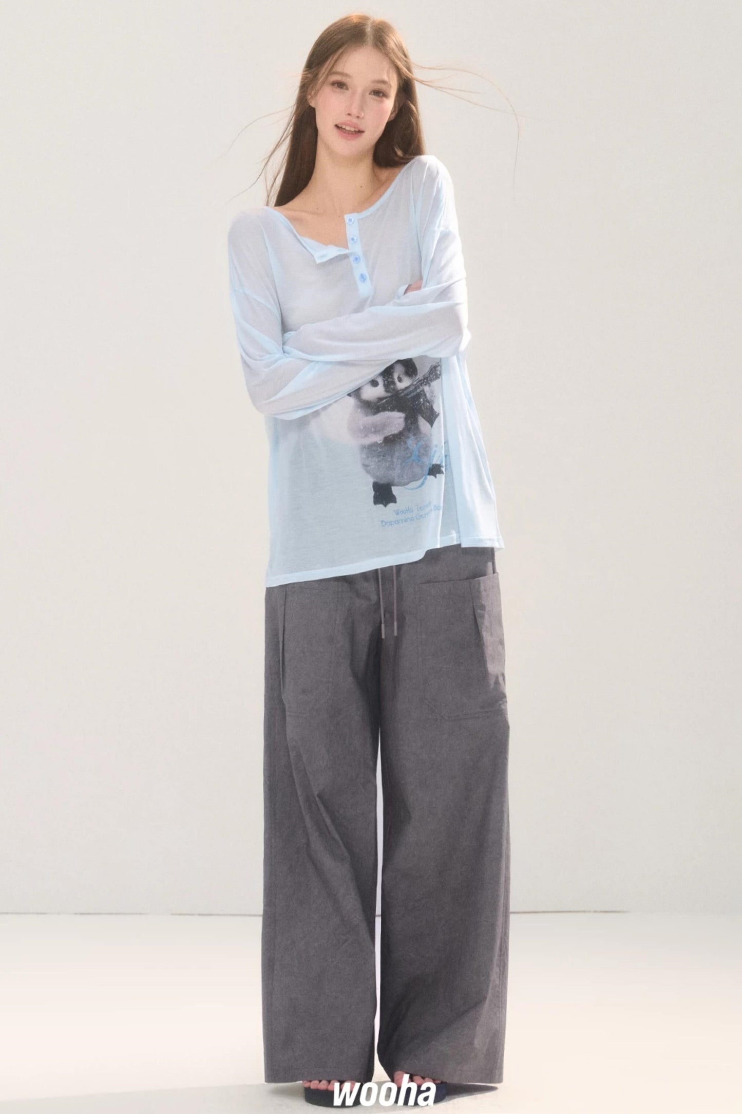 Large Pocket Wide-Leg Cargo Pants