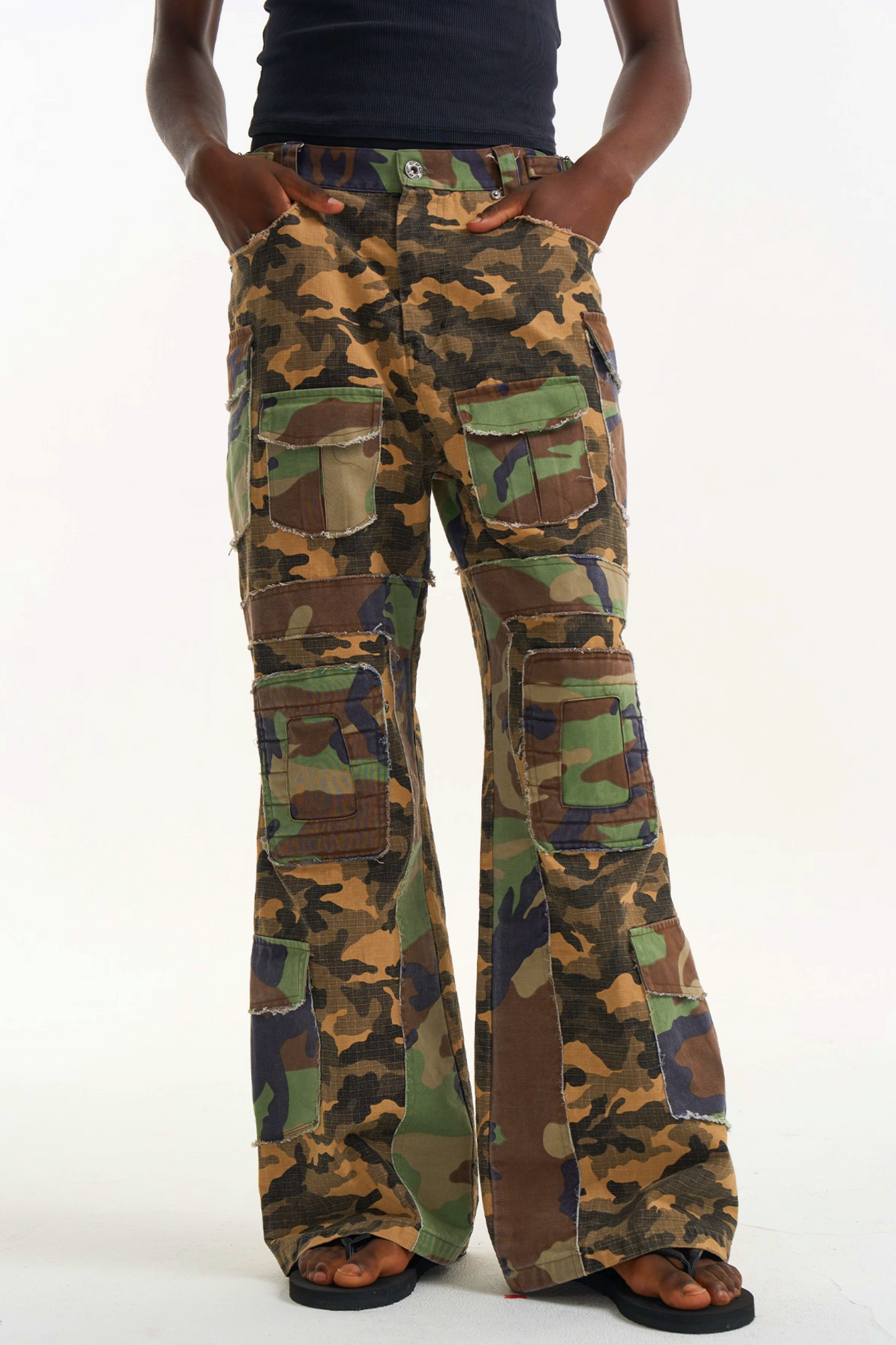 Bootcut-Hose mit Washed-Raw-Edge