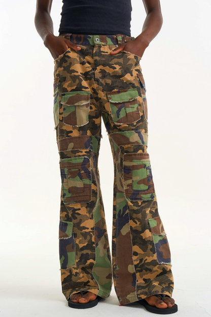 Bootcut-Hose mit Washed-Raw-Edge