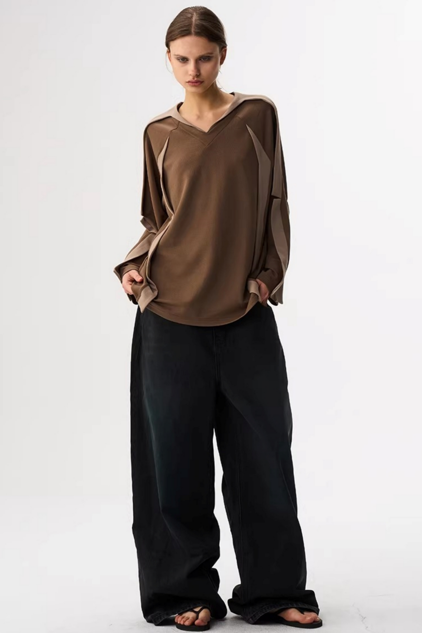 V-Neck Contrasting Long-Sleeved Top