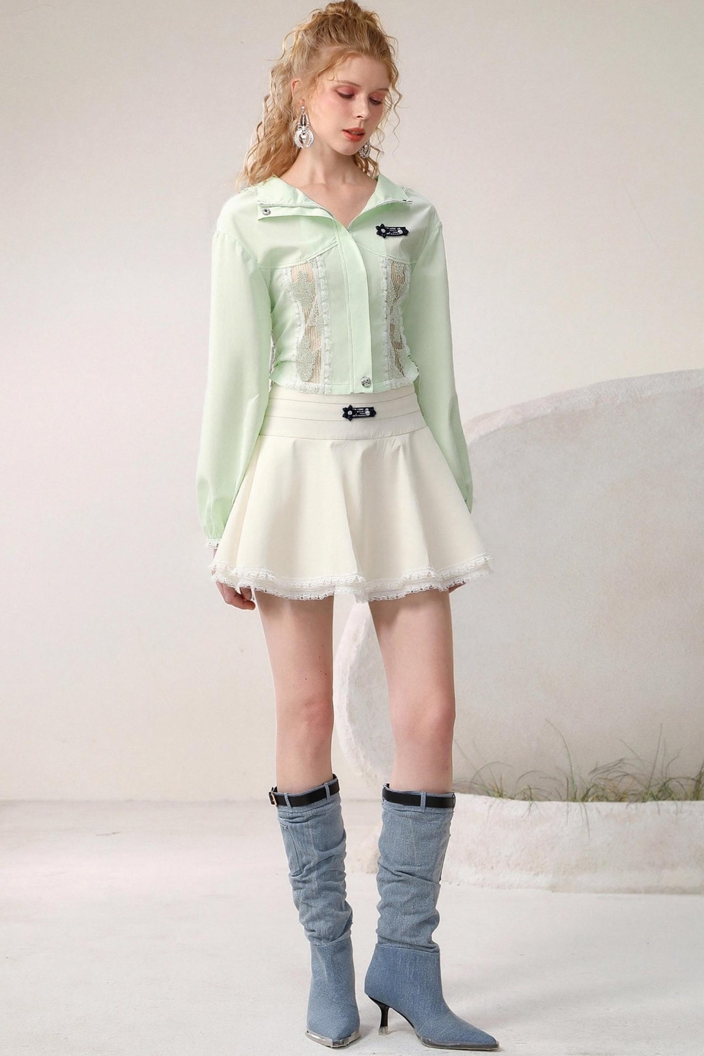 Fashionable Girlish Shirt Set-Up