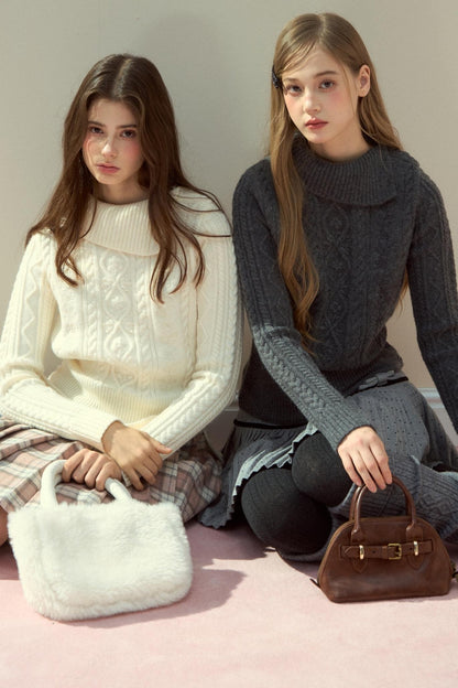 Feminine Line Vintage Knit Top