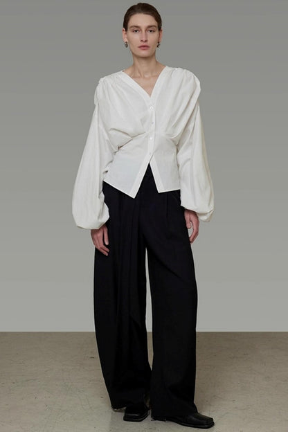 Waist Cinching Silhouette V-Neck Top