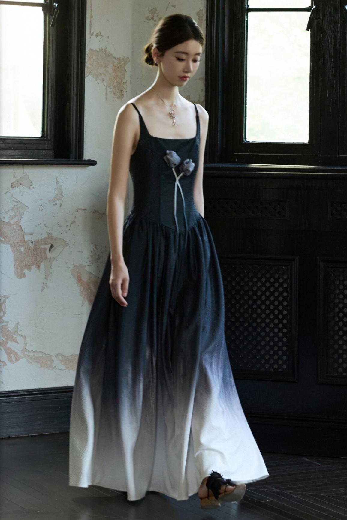 Romantic Tulip Halter Dress