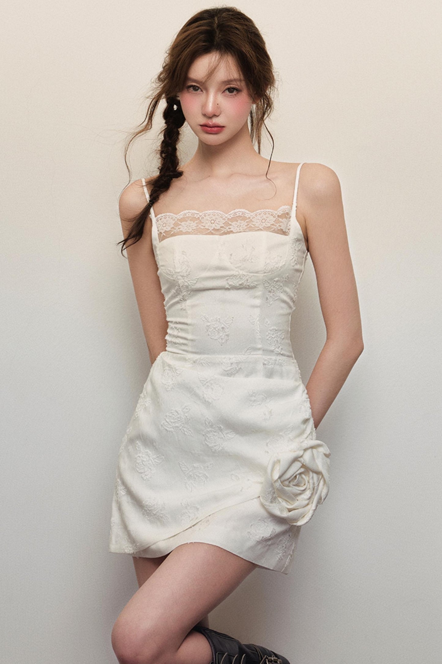 Elegant White Rose Jacquard Dress