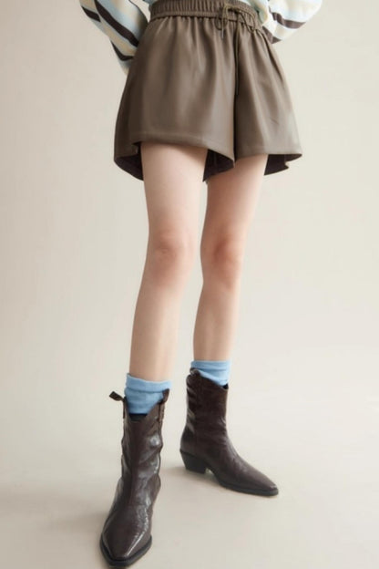 Spicy Coffee Leather Shorts