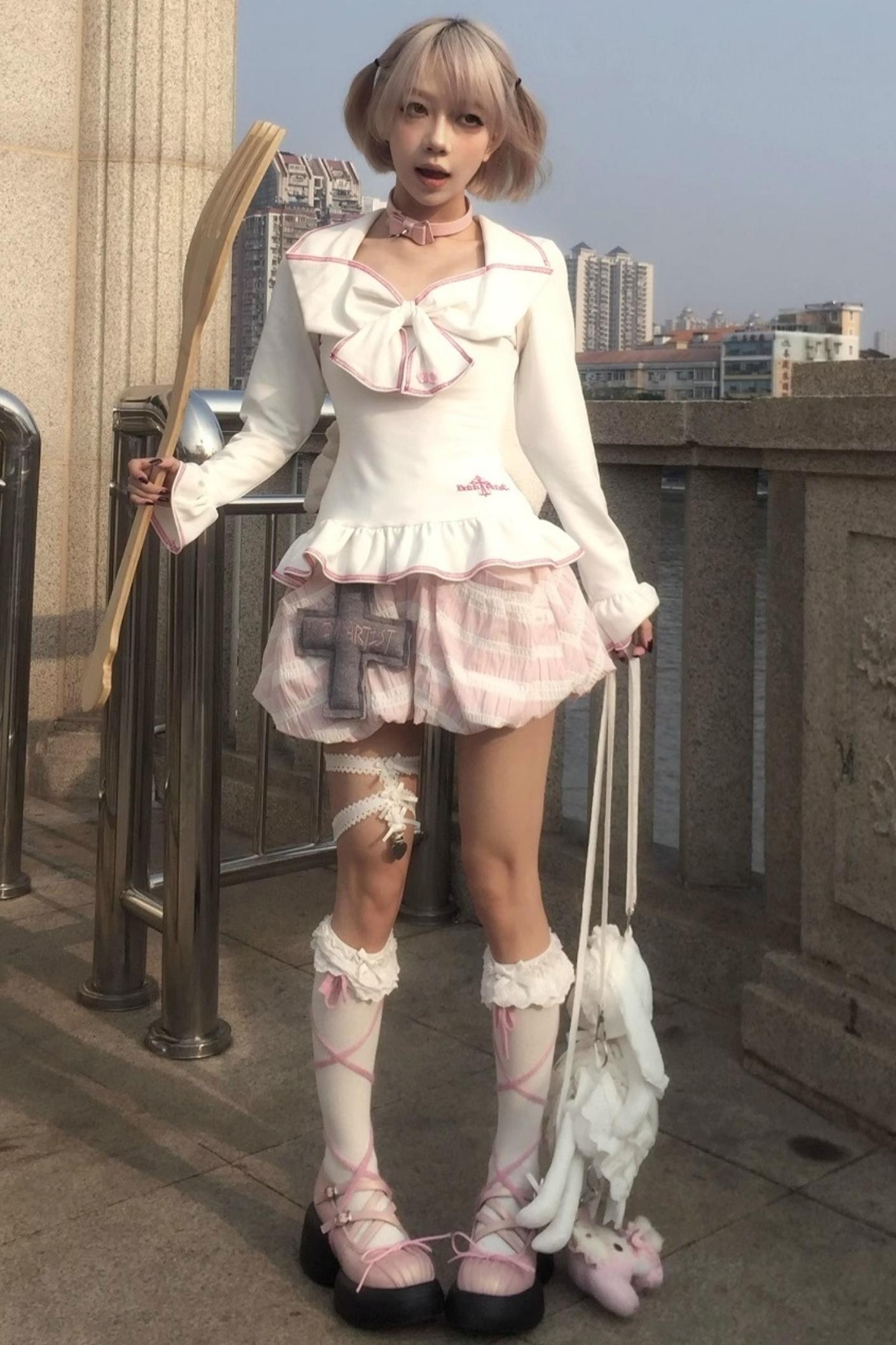 White Slim Square Neck Lace Top