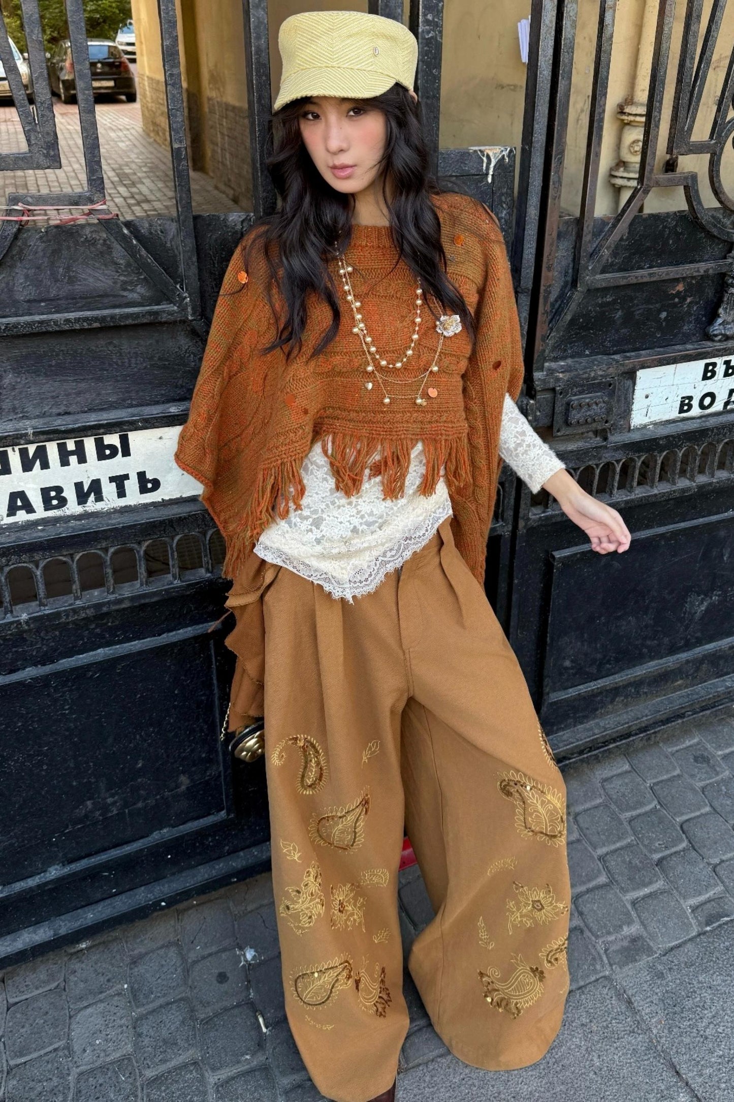 Cashew Flower Embroidered Wide-leg Pants