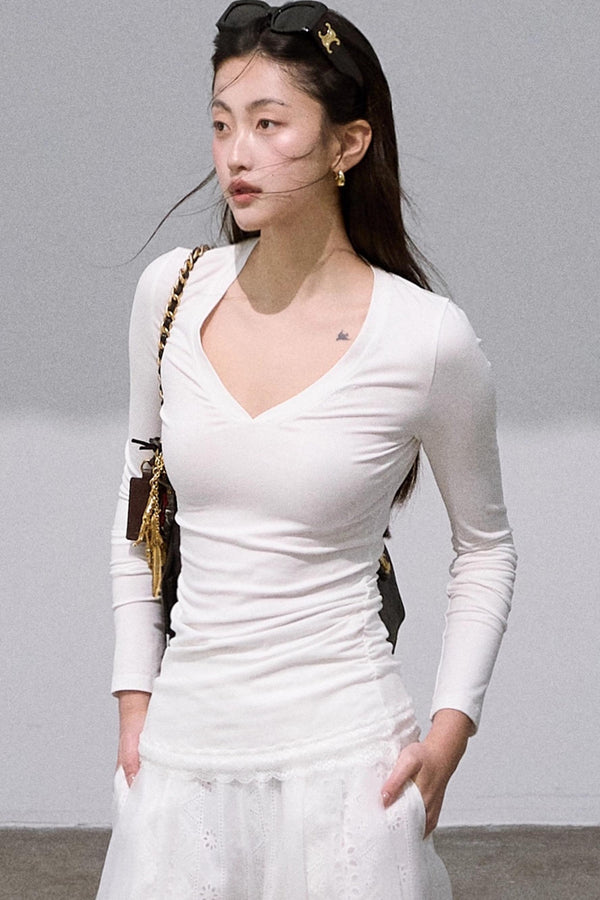 Slim V-Neck Knit Top