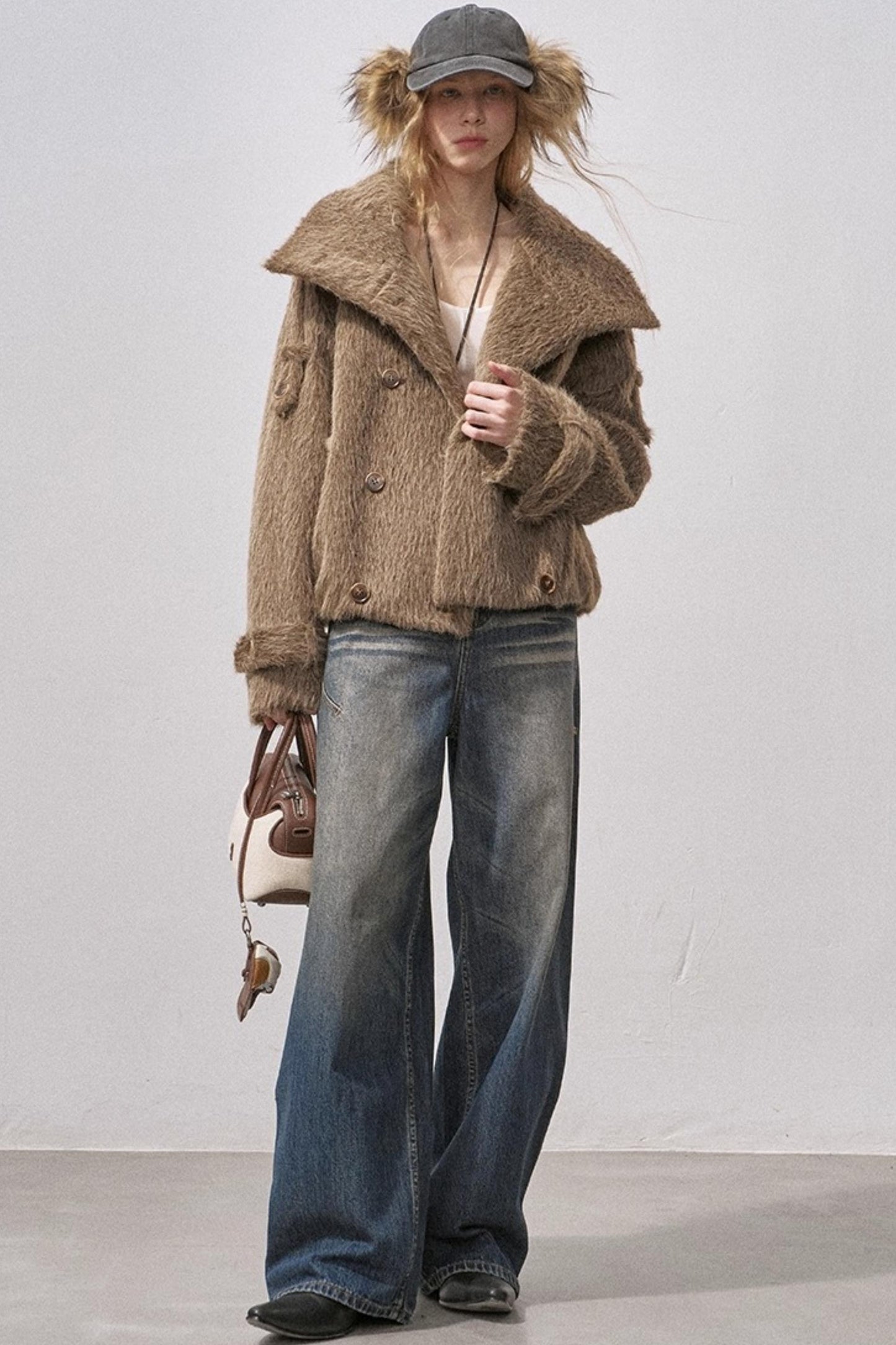 Seamless Vintage Distressed Jeans