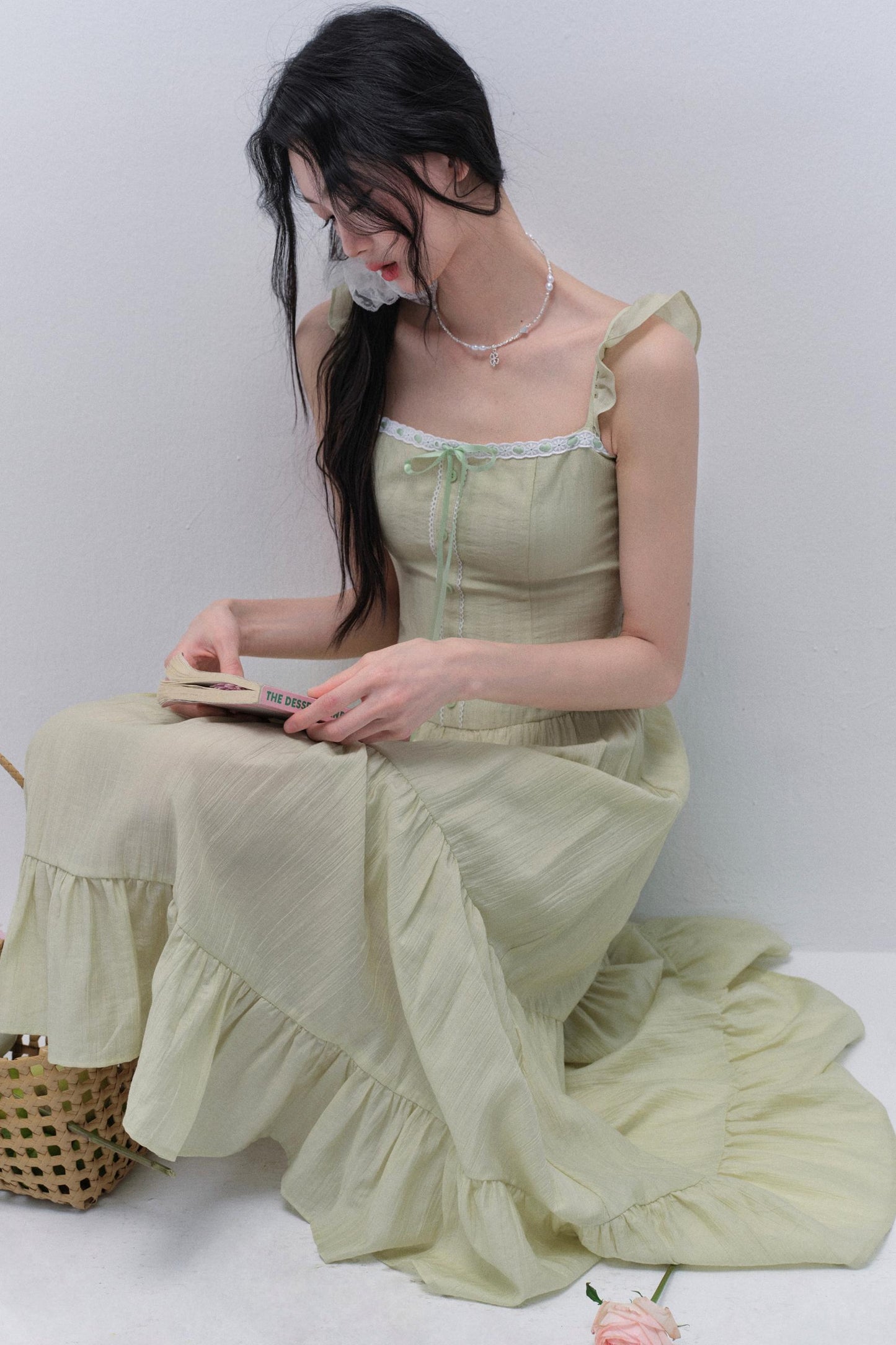 Elegant Airy Green Tie Dress